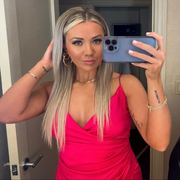 Meet your Posher, Renée - Picture 6 of 7